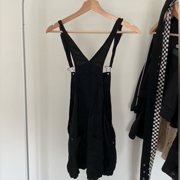 black denim overalls - Picture 2 of 3